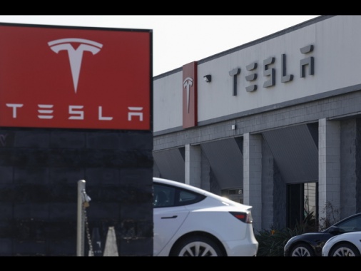 'Calano le vendite di Tesla in Usa, -9% nei primi tre mesi'