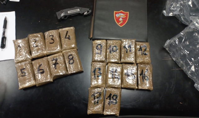 La droga trovata a bordo dell’auto