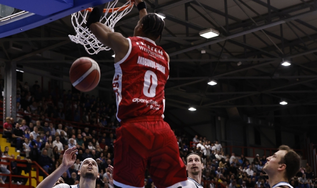 Akobundu-Ehiogu (foto Ciamillo)