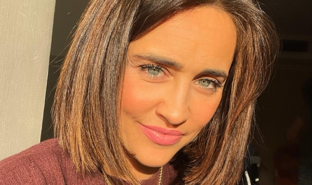 Ilenia Lazzarin veste i panni di Viola in “Un posto al sole”