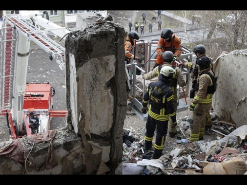 Kiev, 'attacco missilistico russo su Sumy, molti morti'