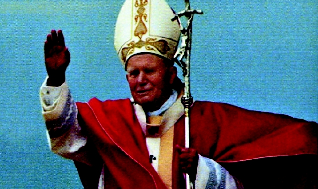 Una reliquia di Giovanni Paolo II per sempre all’ospedale di Varese