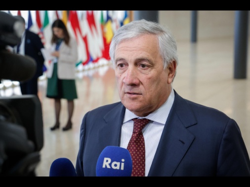 Tajani, 'abbiamo dato ok a ospitare colloqui Iran-Usa'