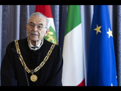 Consulta, non violato il pluralismo su contributi a tv locali