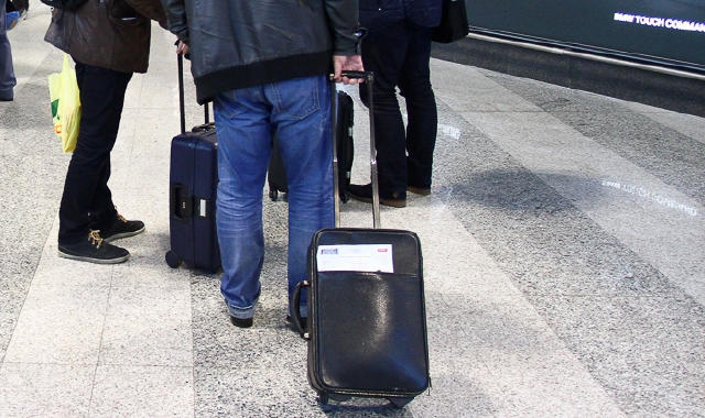 Rubano bagagli, arrestati a Malpensa