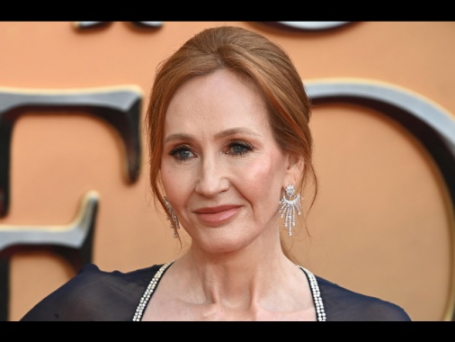 JK Rowling, con sentenza sui trans difesi diritti donne Gb