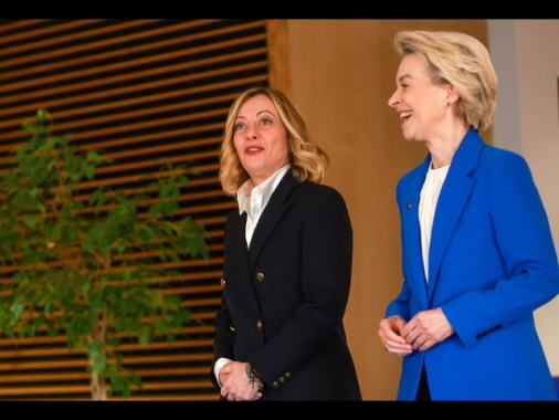 Ue, 'colloquio positivo tra von der Leyen e Meloni'