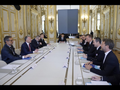 Witkoff all'Eliseo, 'qui assomiglia a Mar-a-Lago'