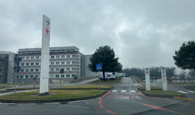 Accoltellato in strada, morto all'ospedale di Legnano