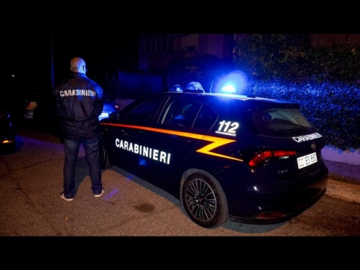 Morto in ospedale giovane accoltellato nel Milanese