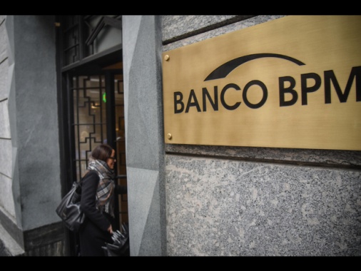 Scontro sulla golden power per ops Unicredit