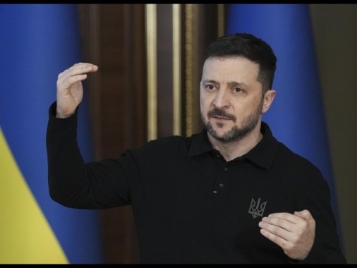 Zelensky, 'pronti a rispettare la tregua, se funziona va estesa'