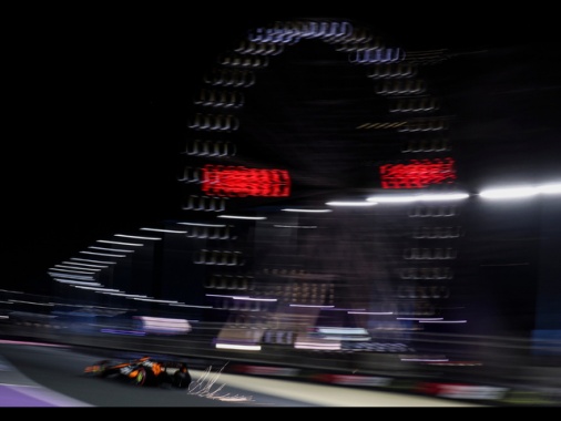 Piastri vince in Arabia, terzo posto per Leclerc