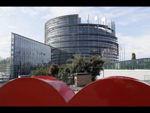 ++ Eurocamera boccia iter giuridico Ue per il piano riarmo ++