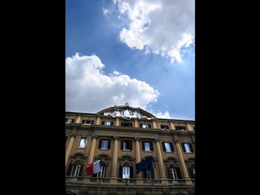 Lo spread tra Btp e Bund chiude in lieve calo a 113,3 punti