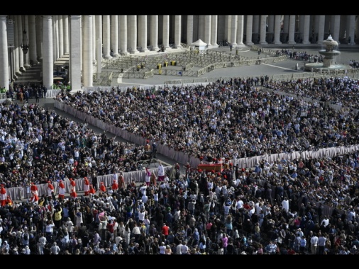 Putin invia ministra Cultura ai funerali di Papa Francesco