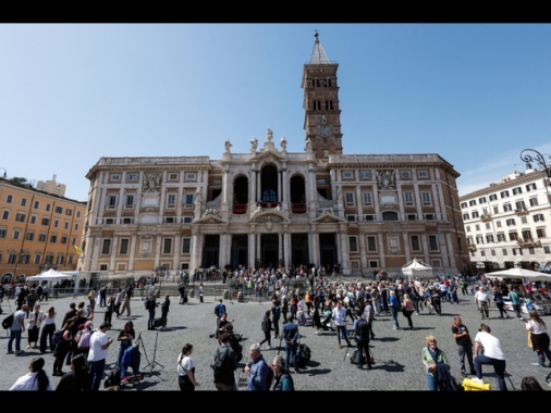 Poveri accoglieranno salma Papa a Santa Maria Maggiore