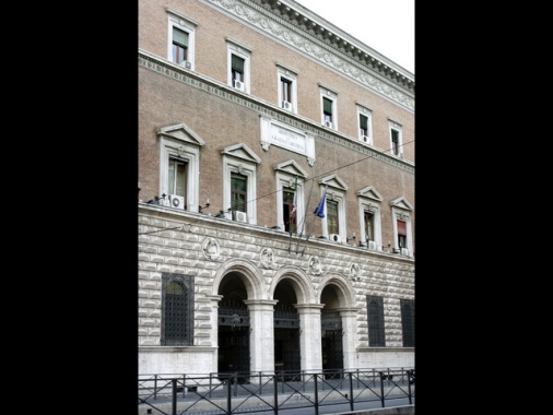 'Francesco antipapa', rimosso dirigente Giustizia