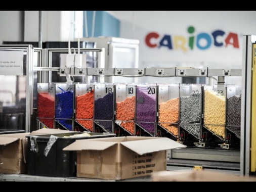 Vola l'utile dei pennarelli Carioca con Messico e Nord Europa