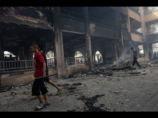 Hamas propone liberazione di tutti gli ostaggi e 5 anni tregua