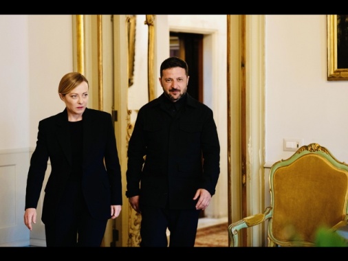 Zelensky, situazione difficile ma resistiamo nel Kursk