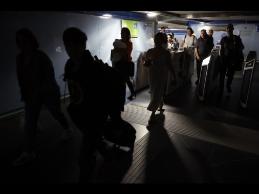 Spagna, serviranno da 6 a 10 ore per ripristino corrente