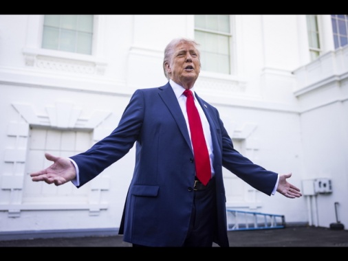 Trump, i dazi alla Cina al 145%? 'Se li merita'