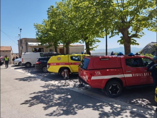 Vigili del fuoco dispersi in Abruzzo, trovati morti