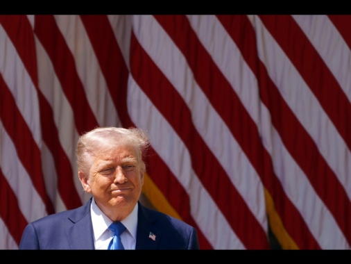 Giudice scelto da Trump blocca l'uso dell'Alien Enemies Act