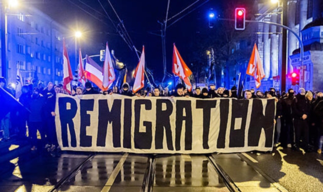 Lo striscione esposto a Magdeburgo (Germania) dopo l’attentato del 20 dicembre 2024