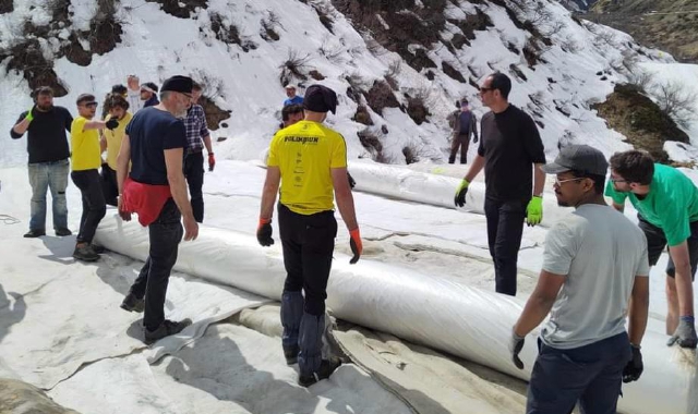 Val Formazza, la neve va 