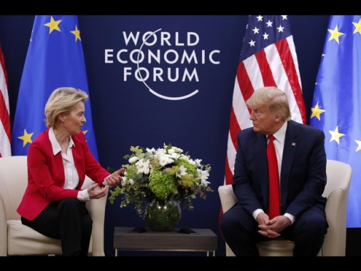 Trump: 'Von der Leyen è fantastica, la vedrò sicuramente'