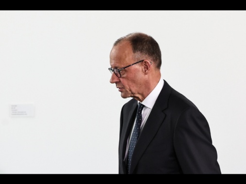 Portavoce Berlino, Merz non dichiarerà emergenza su asilo