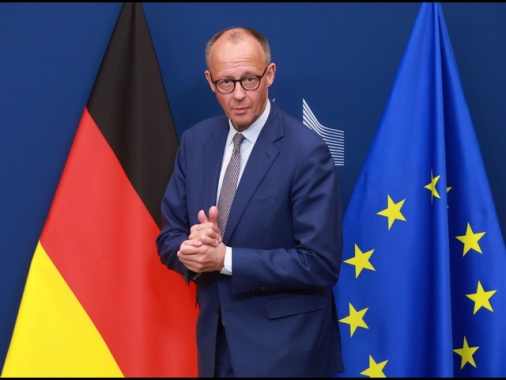 Merz, 'il debito comune in Ue deve restare un'eccezione'