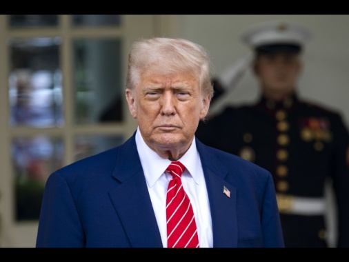 Trump evoca riduzione a 80% dei dazi alla Cina