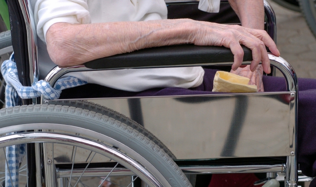 Rsa, aumentano le rette: Insubria sul podio delle più care