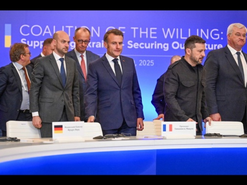 Zelensky, 'piano d'azione in 4 punti, Trump è d'accordo'