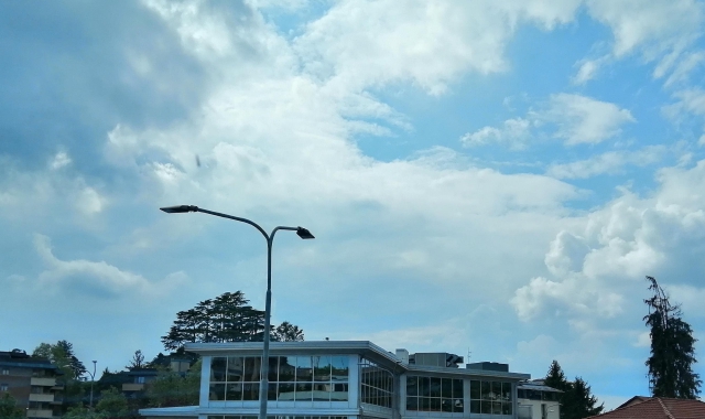 Varese: più nuvole che sole. Bel tempo da mercoledì