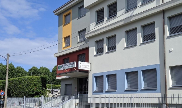 L’istituto Prealpi di Saronno (foto Domenico Ghiotto/BLITZ)