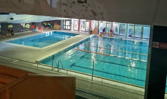 Manara, niente nuotate al chiuso fino al 2027