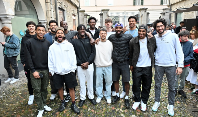 All'Ojm l'abbraccio dei tifosi