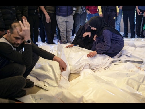 Al Jazeera, almeno 56 i morti nei raid di Israele su Gaza