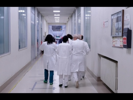 Medici Anaao denunciano 50 Asl, 'leggi violate'