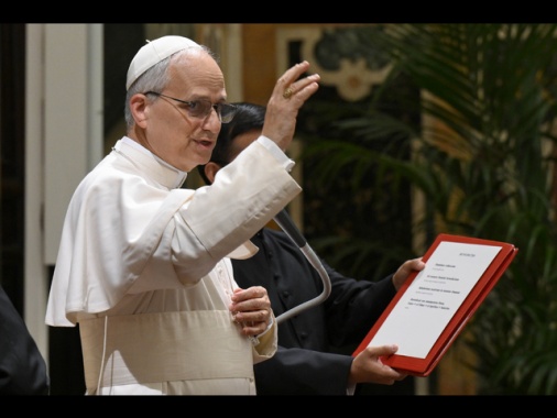 Il Papa, chiudere le contese, da Ucraina a Terra Santa