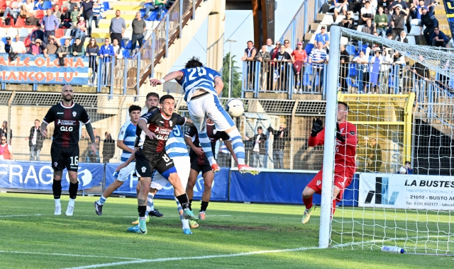 Il gol di Ferri all’andata (foto Blitz)