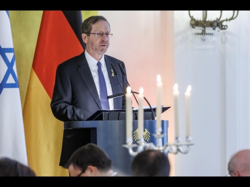 Herzog, grato al Papa, ha chiesto immediato ritorno rapiti