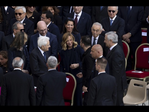 Meloni, gli italiani guardano a Leone e alla Chiesa come guide