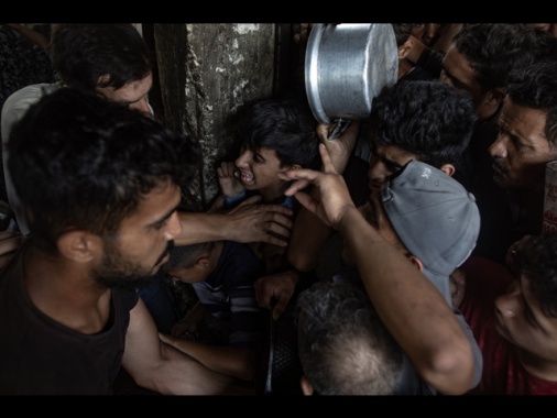 Netanyahu annuncia la ripresa degli aiuti a Gaza