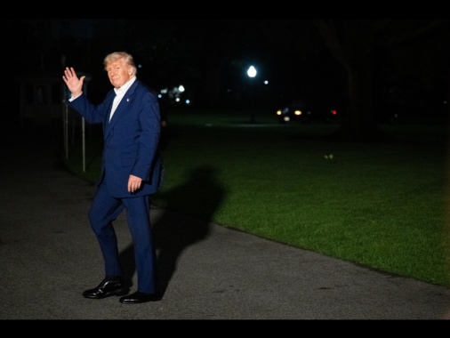 Trump, subito trattative Kiev-Mosca per cessate il fuoco