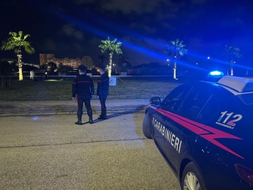 Tenta omicidio e poi si spara,le due donne avevano una relazione